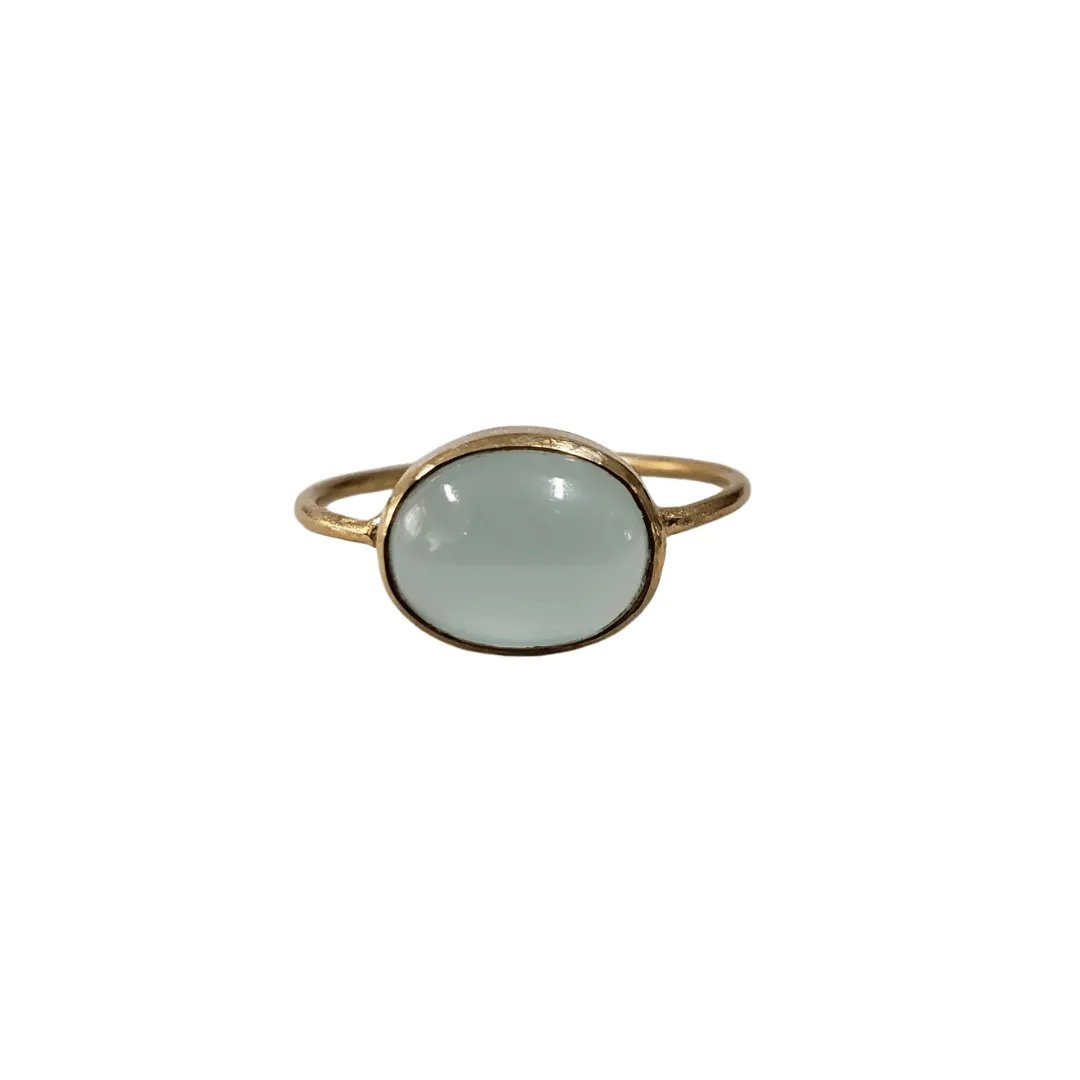 14k Gold Natural Oval Aqua Chalcedony Ring